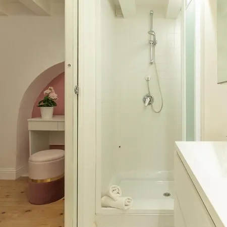 Relstay - Brera - Lovely 1br Apartament Mediolan